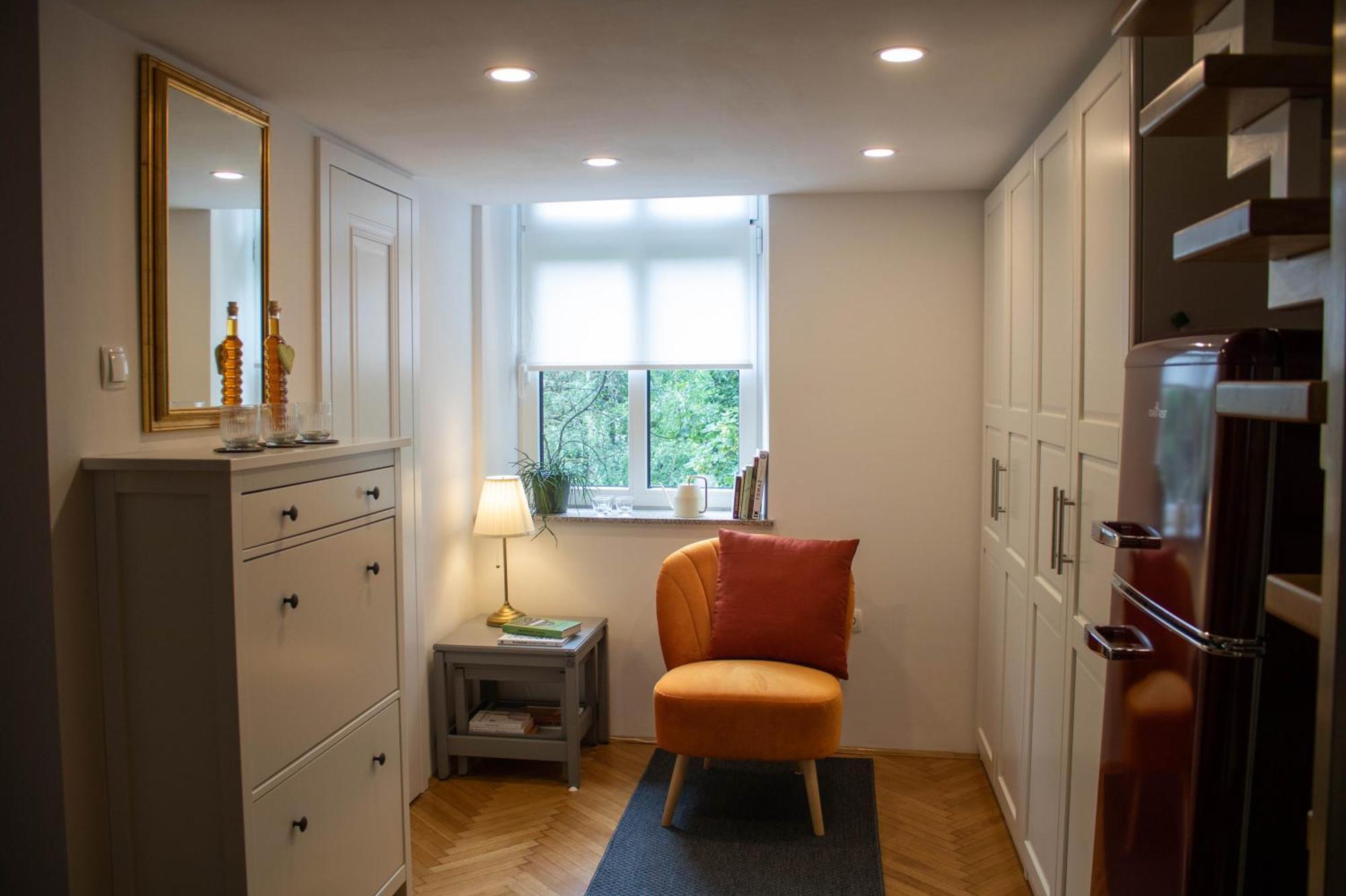 Jane'S Place, Experience The Atmosphere Of A Historic Villa & Free Parking Ljubljana Bagian luar foto
